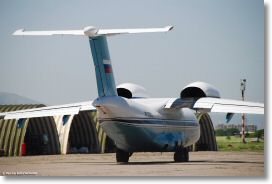 Antonov An-72 RussiaAF-Douchanbe-07mai2008-DSC_0102.jpg